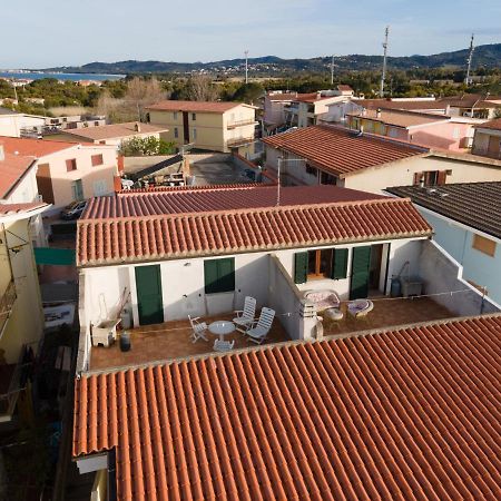 La Casa Di Tonia Appartement La Caletta Buitenkant foto