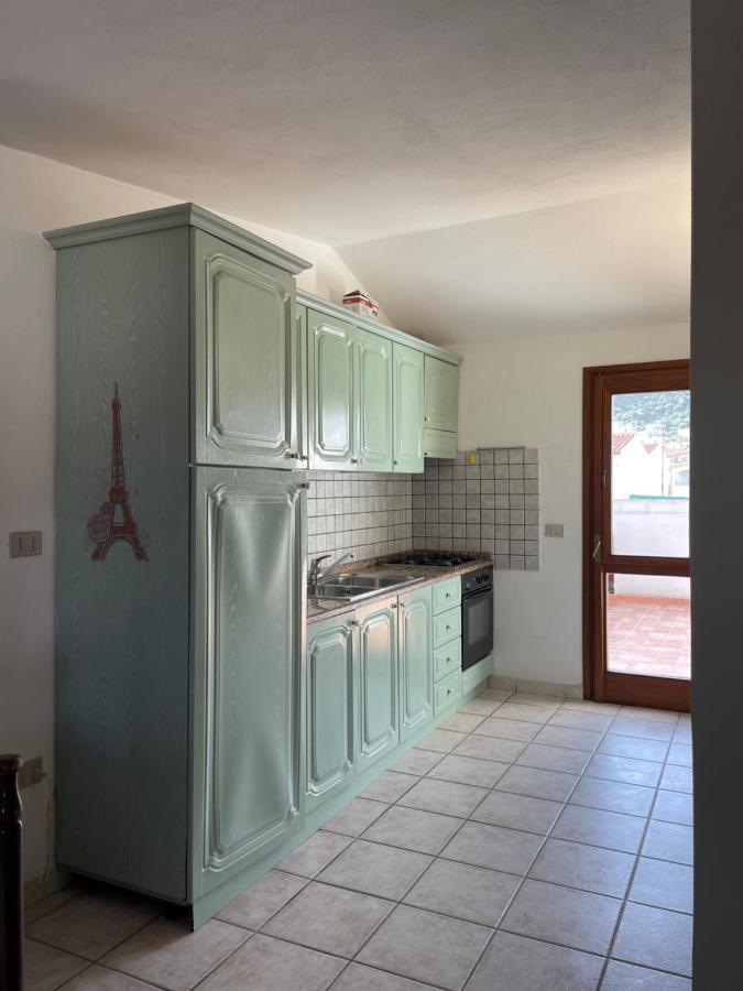 La Casa Di Tonia Appartement La Caletta Buitenkant foto