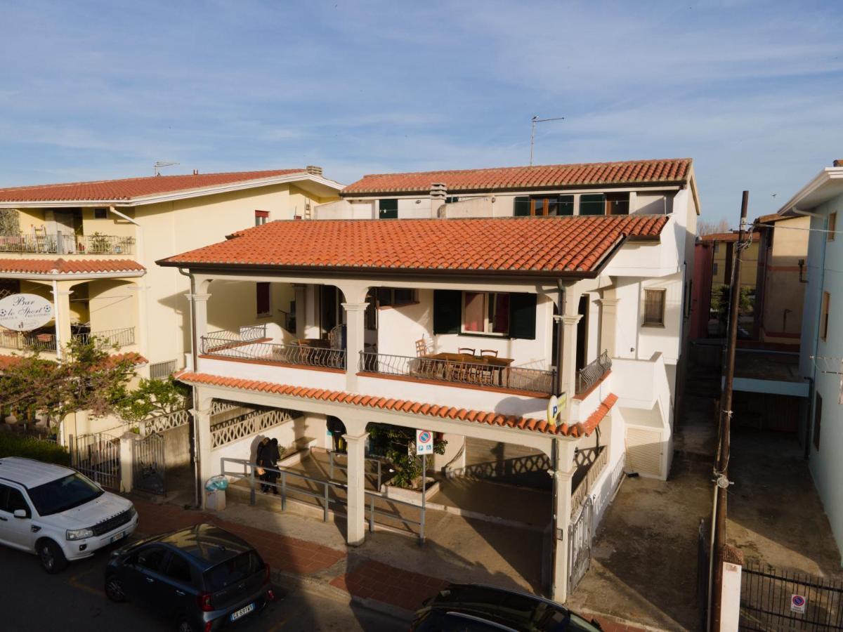 La Casa Di Tonia Appartement La Caletta Buitenkant foto