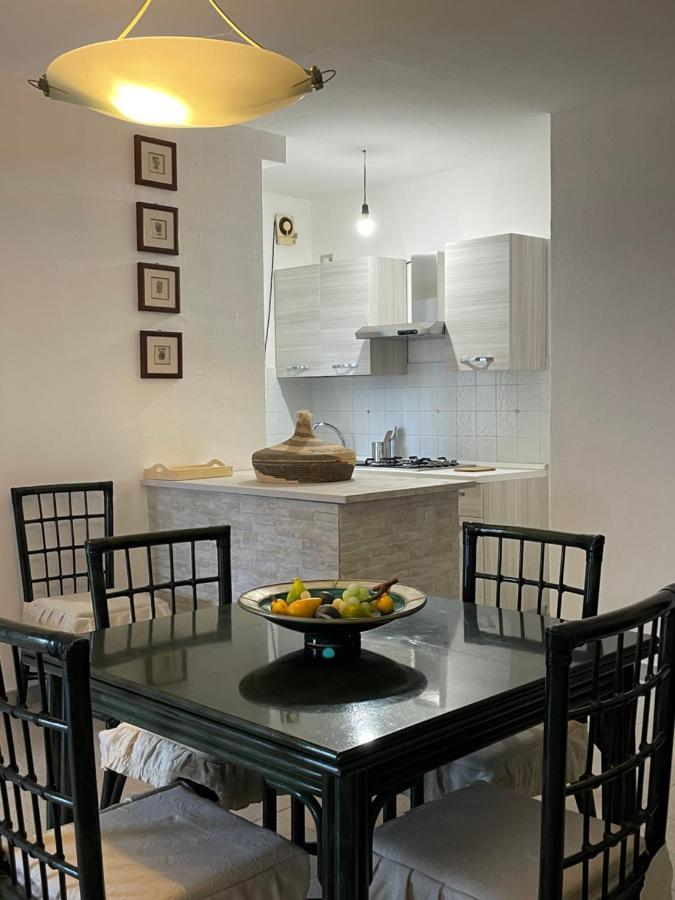 La Casa Di Tonia Appartement La Caletta Buitenkant foto