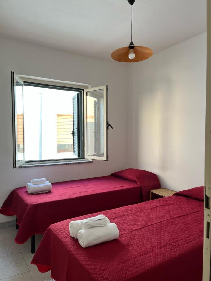 La Casa Di Tonia Appartement La Caletta Buitenkant foto