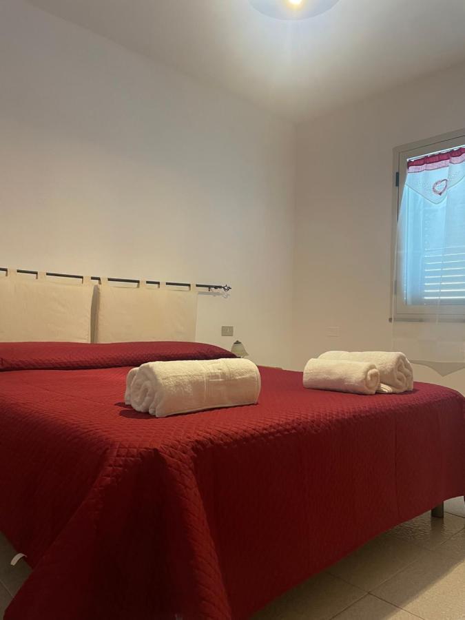 La Casa Di Tonia Appartement La Caletta Buitenkant foto
