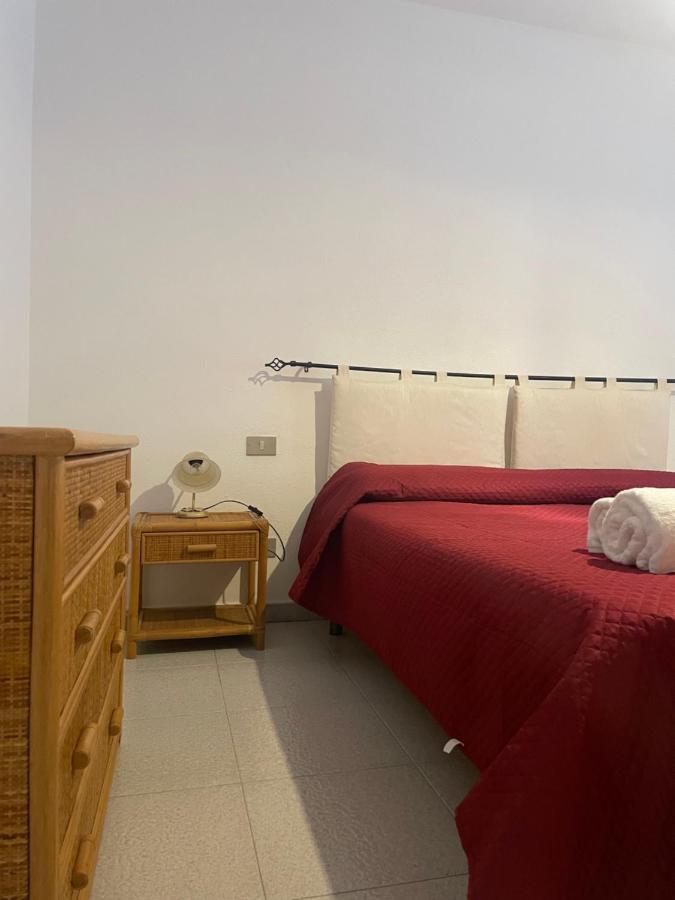 La Casa Di Tonia Appartement La Caletta Buitenkant foto